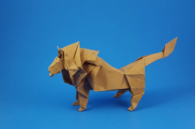 Origami Lion by Hideo Komatsu folded by Gilad Aharoni