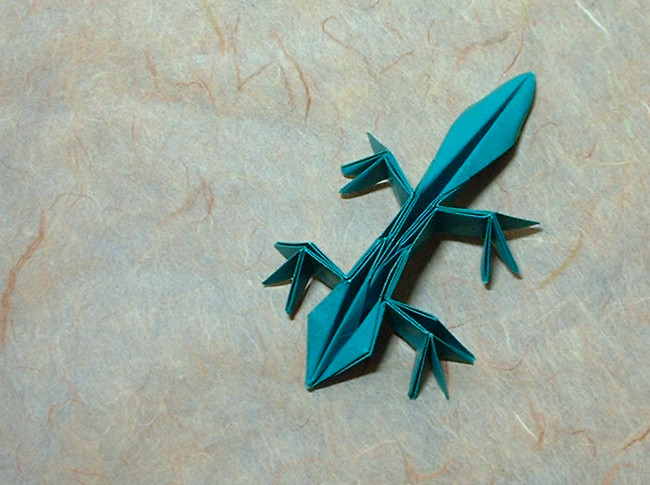 Origami Lizard by Jun Maekawa folded by Gilad Aharoni