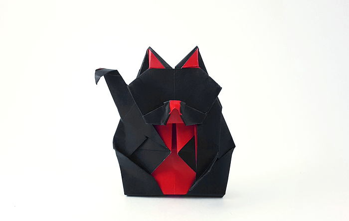 Origami Lucky cat by Oriol Esteve folded by Gilad Aharoni