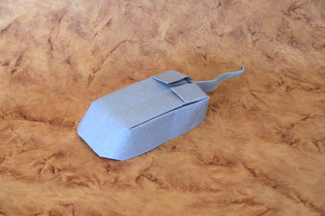Origami Computer mouse by Guspath Go folded by Gilad Aharoni
