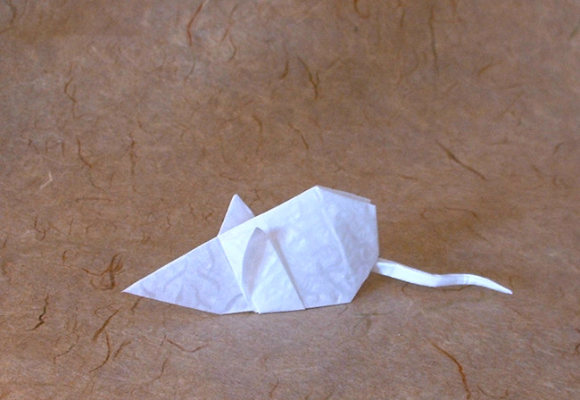 Origami Mouse by Eduardo Clemente folded by Gilad Aharoni
