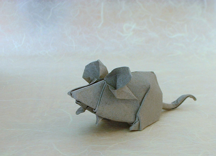 wet folded origami mouse by Makoto Yamaguchi