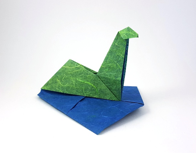 Origami Nessie by Sakurai Ryosuke folded by Gilad Aharoni