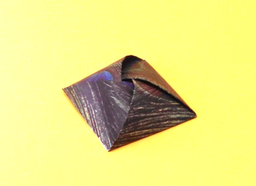 Origami New kind of envelope by Cindy Ng folded by Gilad Aharoni