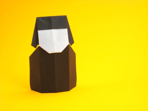 Origami Nun by David Petty folded by Gilad Aharoni