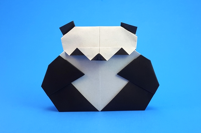 Origami Panda by Wayne Brown folded by Gilad Aharoni