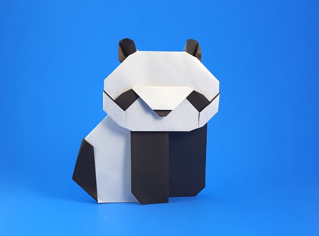 Origami Panda by Wayne Brown folded by Gilad Aharoni