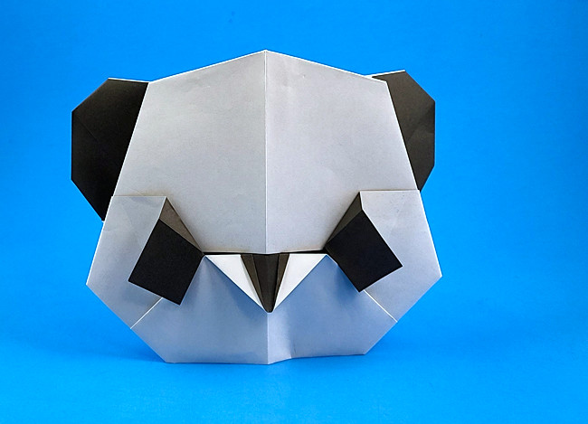 Origami Panda head by Masa folded by Gilad Aharoni