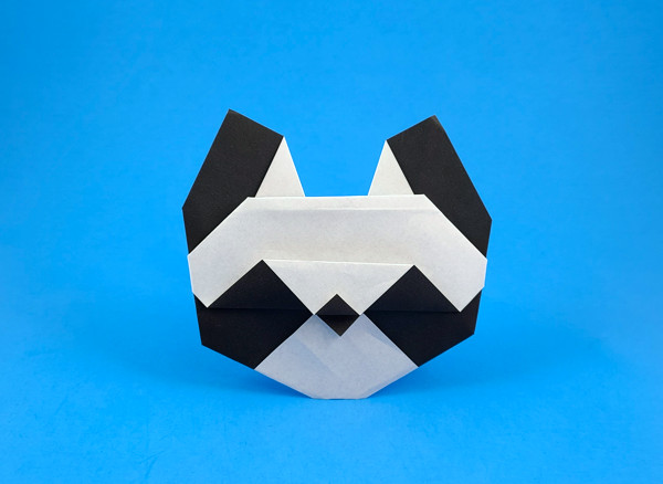 Origami Panda head by Yoshihide Momotani folded by Gilad Aharoni