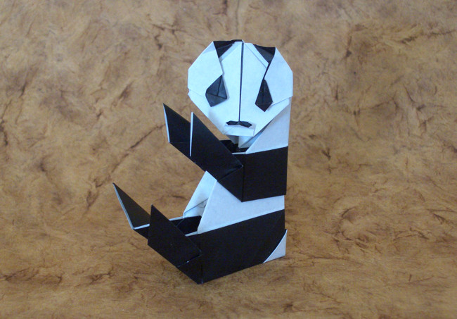 Origami Panda by Kawai Toyoaki folded by Gilad Aharoni