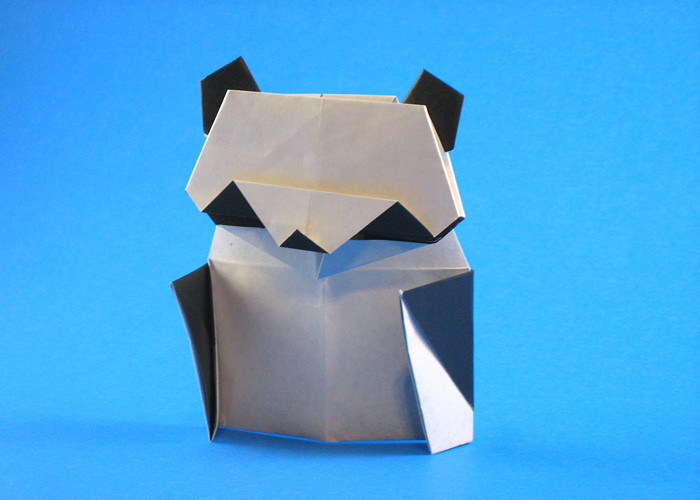 Origami Panda by Matsuno Yukihiko folded by Gilad Aharoni