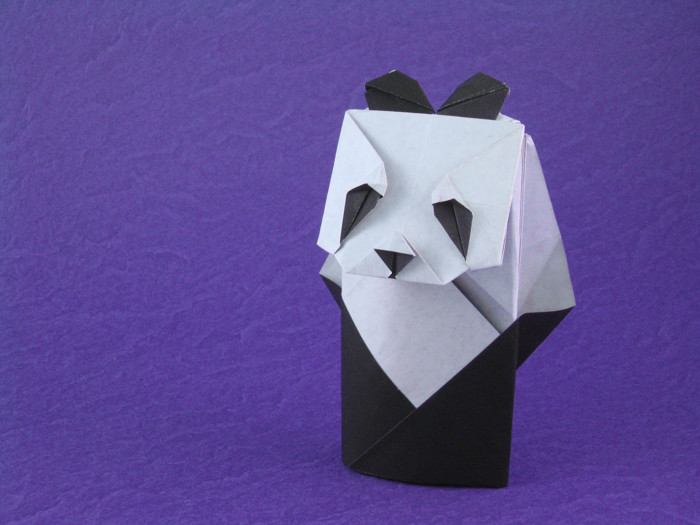 Origami Panda by Seo Won Seon (Redpaper) folded by Gilad Aharoni