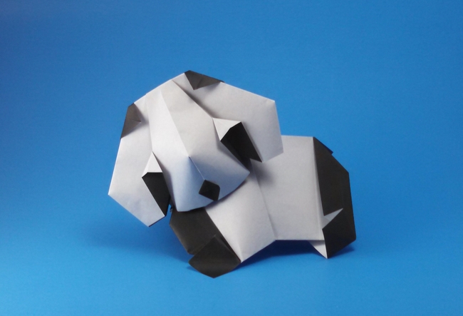 Origami Panda by Katrin and Yuri Shumakov folded by Gilad Aharoni
