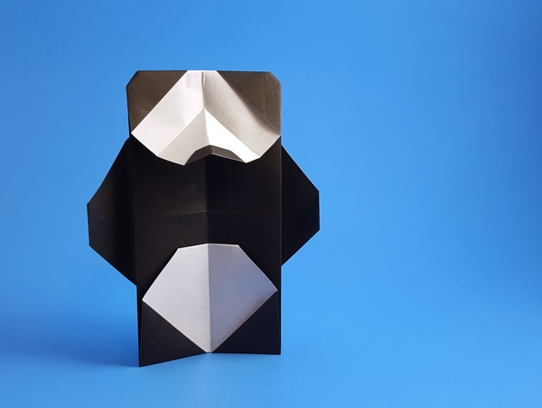 Origami Panda by Joel Stern folded by Gilad Aharoni