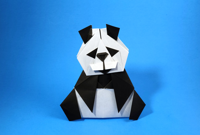 Origami Panda by Tsuruta Yoshimasa folded by Gilad Aharoni