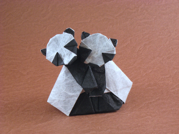 Origami Pandas - 2 by Yamada Katsuhisa folded by Gilad Aharoni