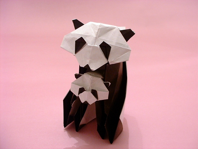 Origami Panda by Hideo Komatsu folded by Gilad Aharoni