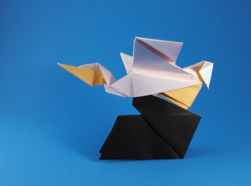 Origami Pelican by Fuchimoto Muneji folded by Gilad Aharoni