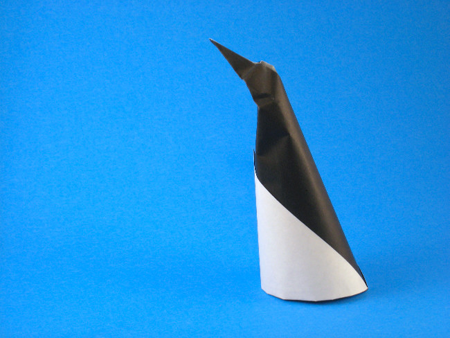 Origami Penguin by Giang Dinh folded by Gilad Aharoni