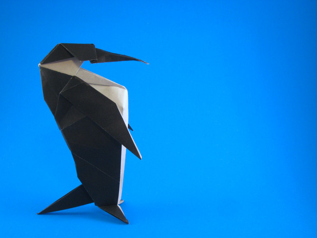 Origami Emperor penguin by David Llanque folded by Gilad Aharoni