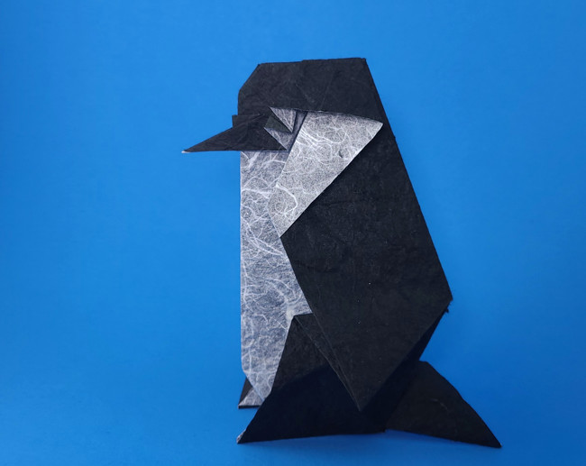 Origami Penguin by Tsuruta Yoshimasa folded by Gilad Aharoni