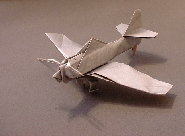 Origami Propeller plane by Miyajima Noboru folded by Gilad Aharoni