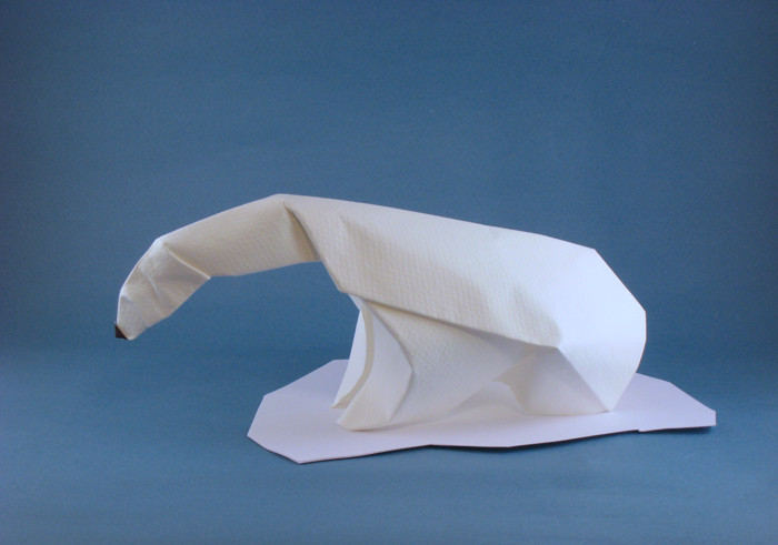 Origami Polar bear by Giang Dinh folded by Gilad Aharoni