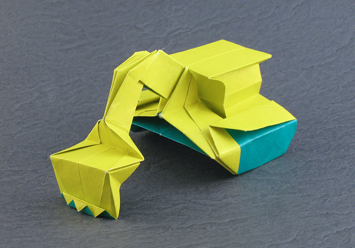 Origami Power shovel by Ryo Aoki folded by Gilad Aharoni