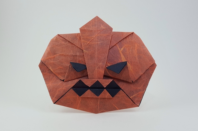 Origami Jack-o'-lantern by Takagi Hiromi folded by Gilad Aharoni