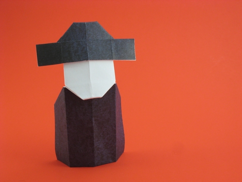 Origami Quaker by David Petty folded by Gilad Aharoni