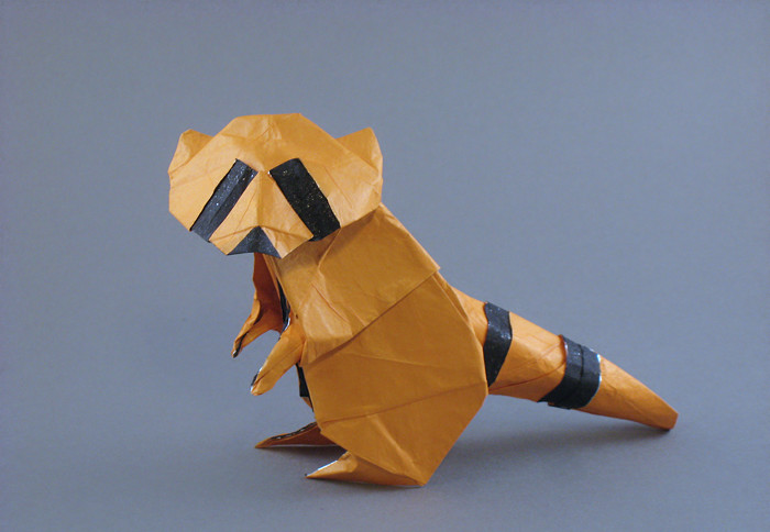 Origami Raccoon by Miyajima Noboru folded by Gilad Aharoni