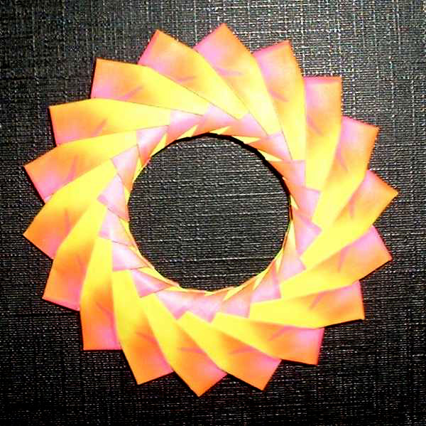 Origami Ring 1 by Mette Pederson folded by Gilad Aharoni