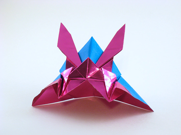 Origami Samurai helmet by Hamada Isamu folded by Gilad Aharoni
