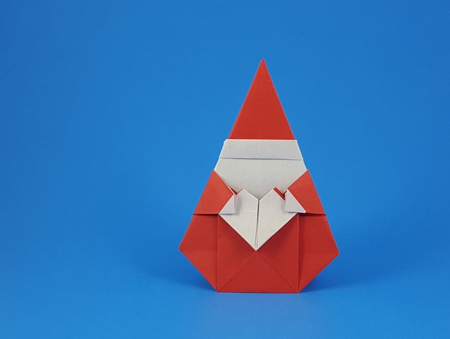 Origami Santa with heart by Fuchimoto Muneji folded by Gilad Aharoni