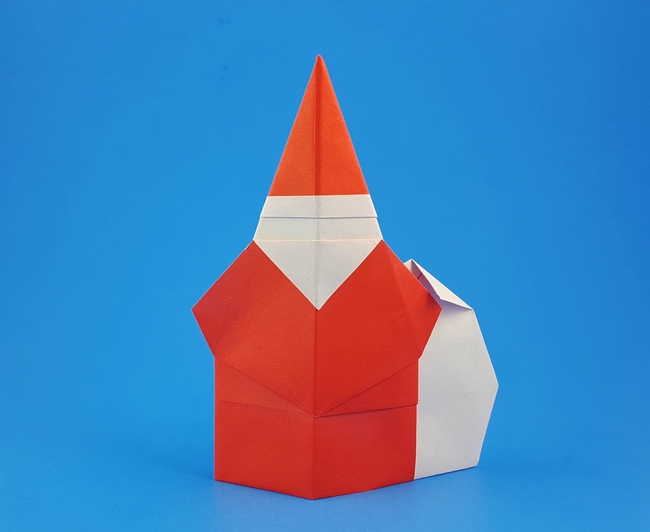 Origami Santa Claus by Inayoshi Hidehisa folded by Gilad Aharoni