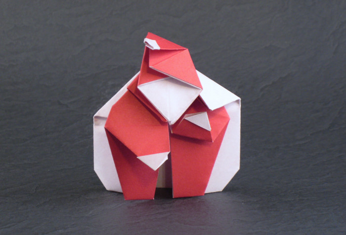 Origami Santa with sack by Seiji Nishikawa folded by Gilad Aharoni