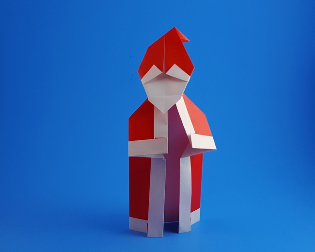 Origami Santa Claus head by Satoshi Takagi folded by Gilad Aharoni