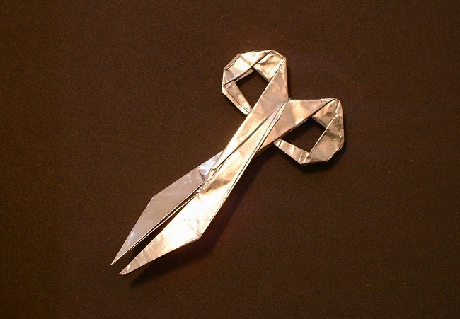 Origami Scissors by Takenao Handa folded by Gilad Aharoni