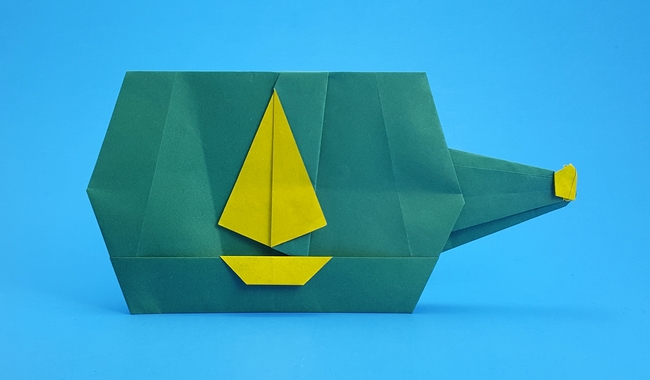 Origami Ship in bottle by Marc Kirschenbaum folded by Gilad Aharoni