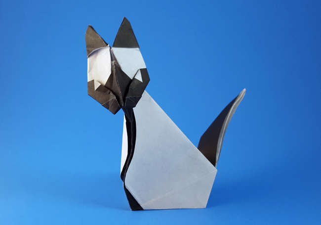 Origami Siamese cat by Roman Diaz folded by Gilad Aharoni