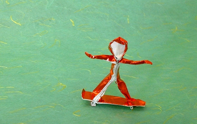 Origami Skateboard rider by Eran Leiserowitz folded by Gilad Aharoni