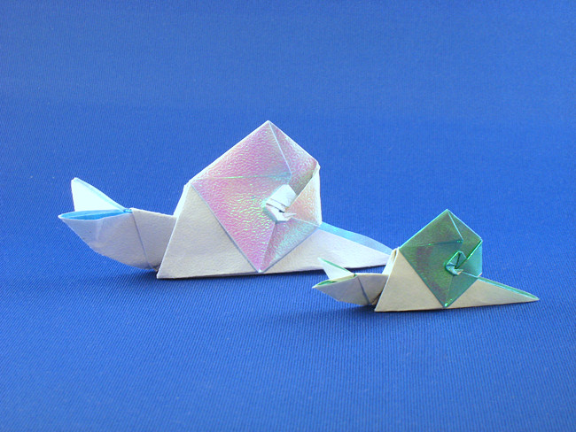 Origami Snail by Yamada Katsuhisa folded by Gilad Aharoni