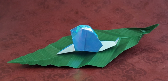 Origami Leaf by Akira Yoshizawa folded by Gilad Aharoni