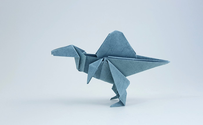 Origami Spinosaurus by Matsuno Yukihiko folded by Gilad Aharoni