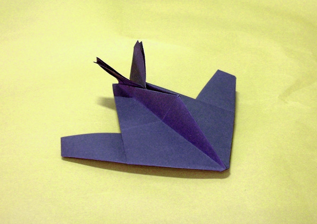 Origami Stealth fighter by Robert J. Lang folded by Gilad Aharoni