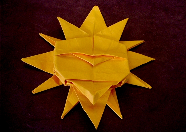 Origami Sun by Fernando Gilgado Gomez folded by Gilad Aharoni