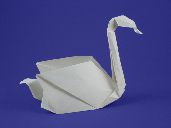 Origami Swan by Stephen Weiss folded by Gilad Aharoni