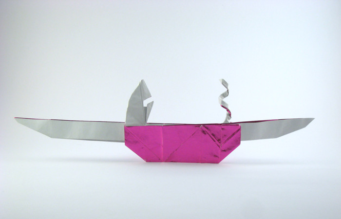Origami Pocket knife by Quentin Trollip folded by Gilad Aharoni