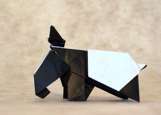 Origami Malayan tapir by Yamada Katsuhisa folded by Gilad Aharoni