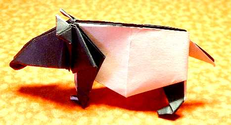 Origami Malayan tapir by Jun Maekawa folded by Gilad Aharoni